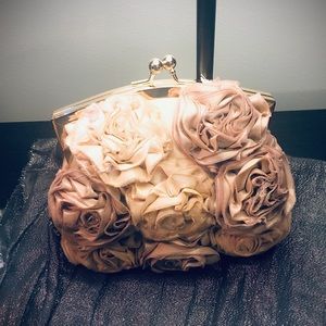 Lulu Tousend satin floral clutch